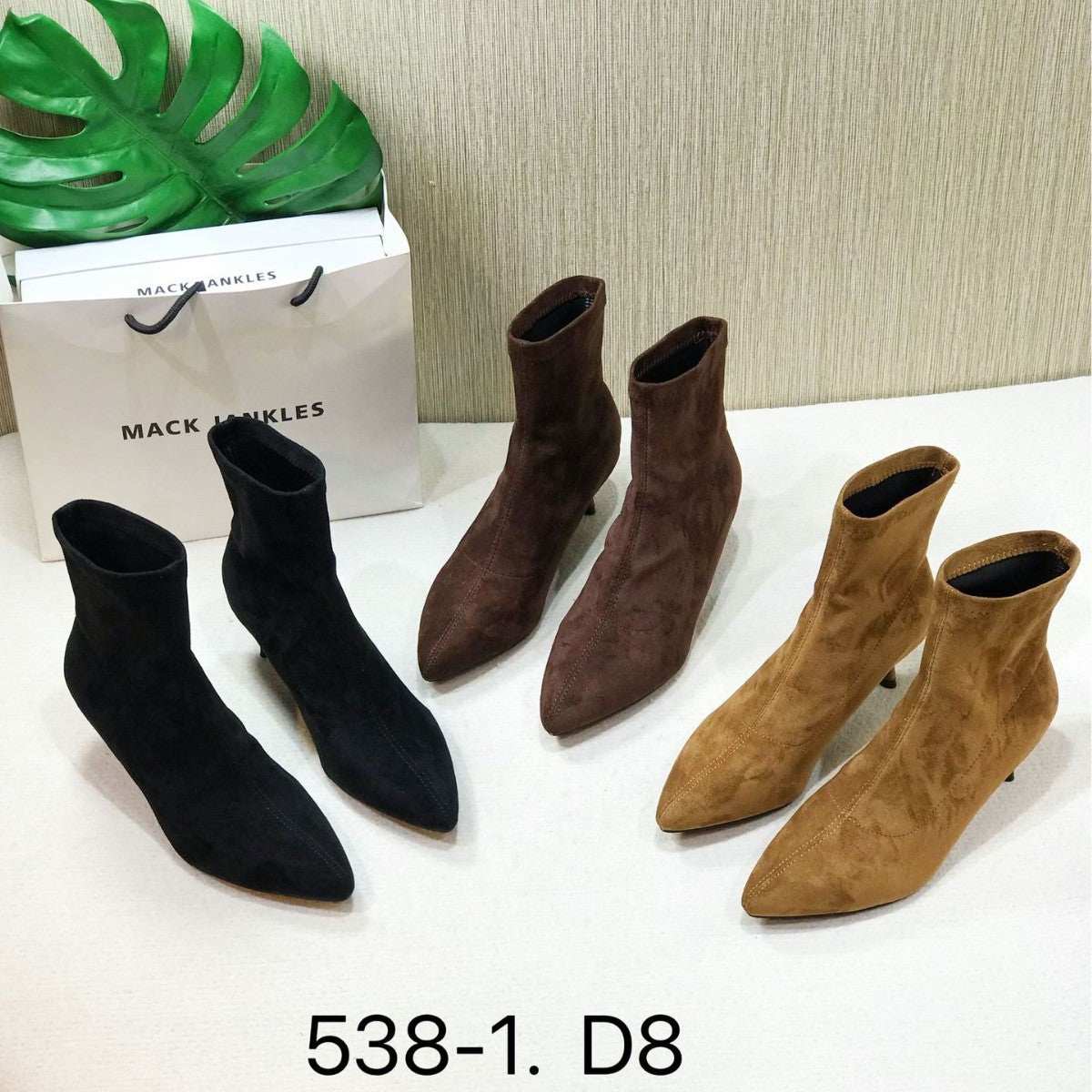 Small Ankle Boots Pointed Toe Fashion Boots Martin Boots