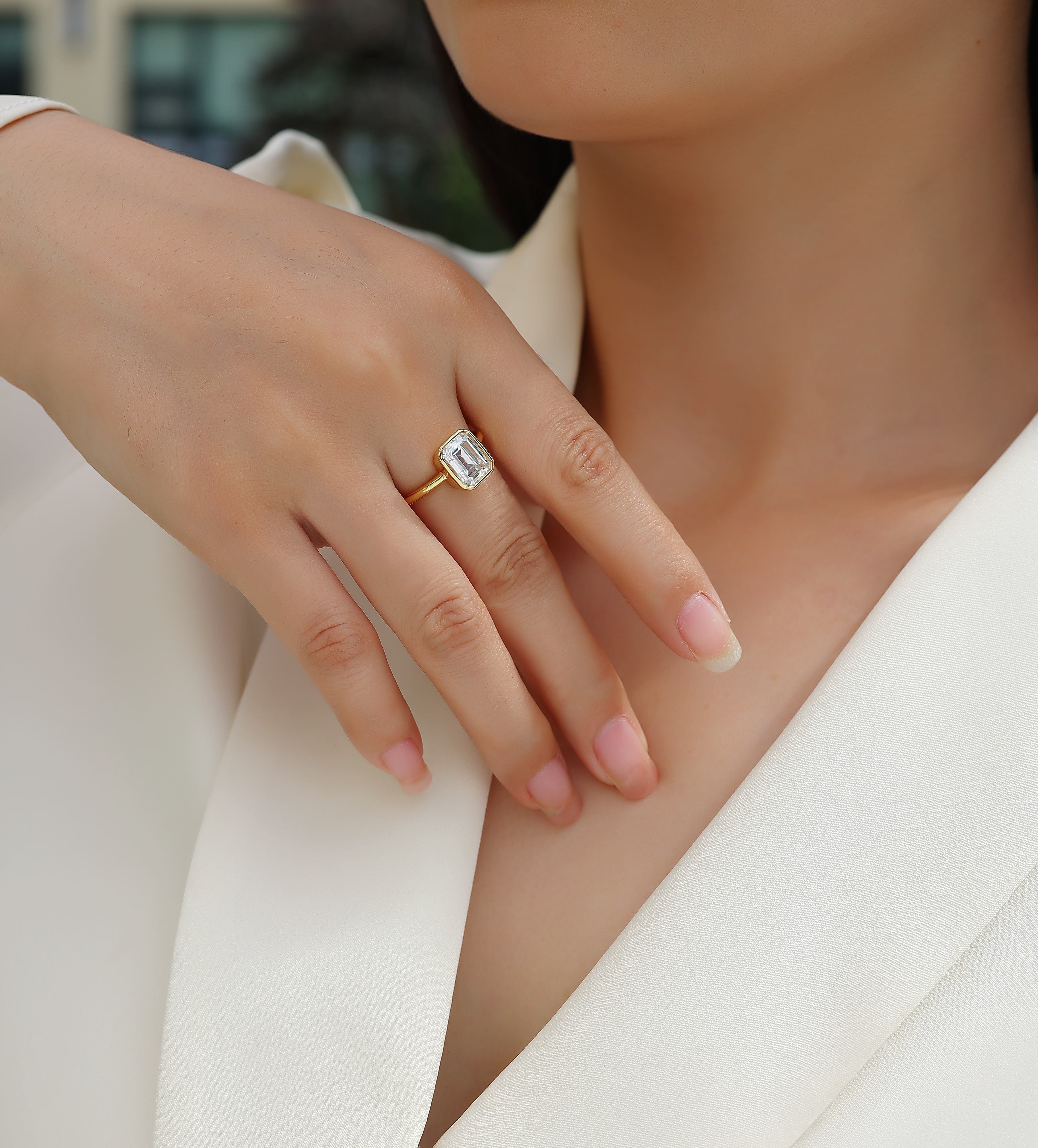 Pagoda - A Fashionable Diamond Jewelry Piece Set With Moissanite S925 Sterling Silver And Gold-plated Diamond Ring